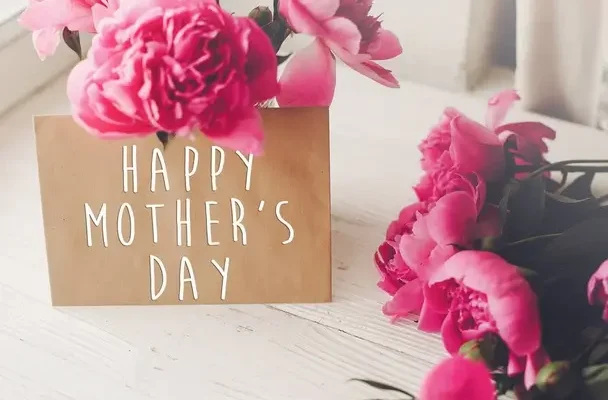 Boldog anyák napját!
