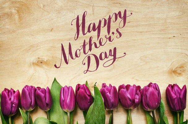 Anyák napi versek: Boldog anyák napját!