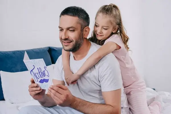Apák napja: Hogyan mondhatjuk el apánknak, hogy mennyire fontos számunkra?