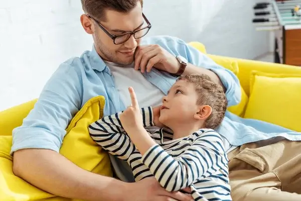 Miért fontos, hogy az apák is részt vegyenek a háztartásban és a gyermekek nevelésében?