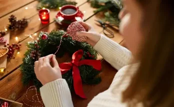 Mikulás és az adventi koszorúk készítésének művészete