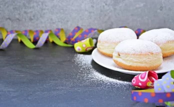 Farsangi ételek, amik feldobják a hangulatot: Receptek és tippek