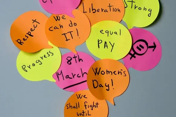 Hogyan készíts olcsó nőnapi ajándékot fillérekből?