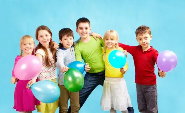 7 Gyereknapi dekorációs ötlet, ami feldobja az egész napot
